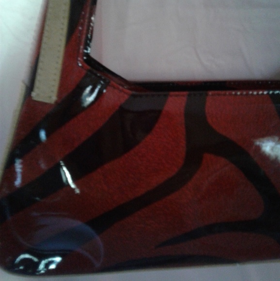 ‼️ FINAL PRICE ‼️👜 Francesca Biasia 'Zebra' Print Purse 👜 - Picture 8 of 9